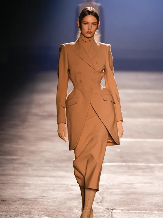 The Life of a Showgirl, Mugler Spring 2026