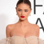 Leni Klum Introduces Elegant Milky Glass Nails Manicure Style