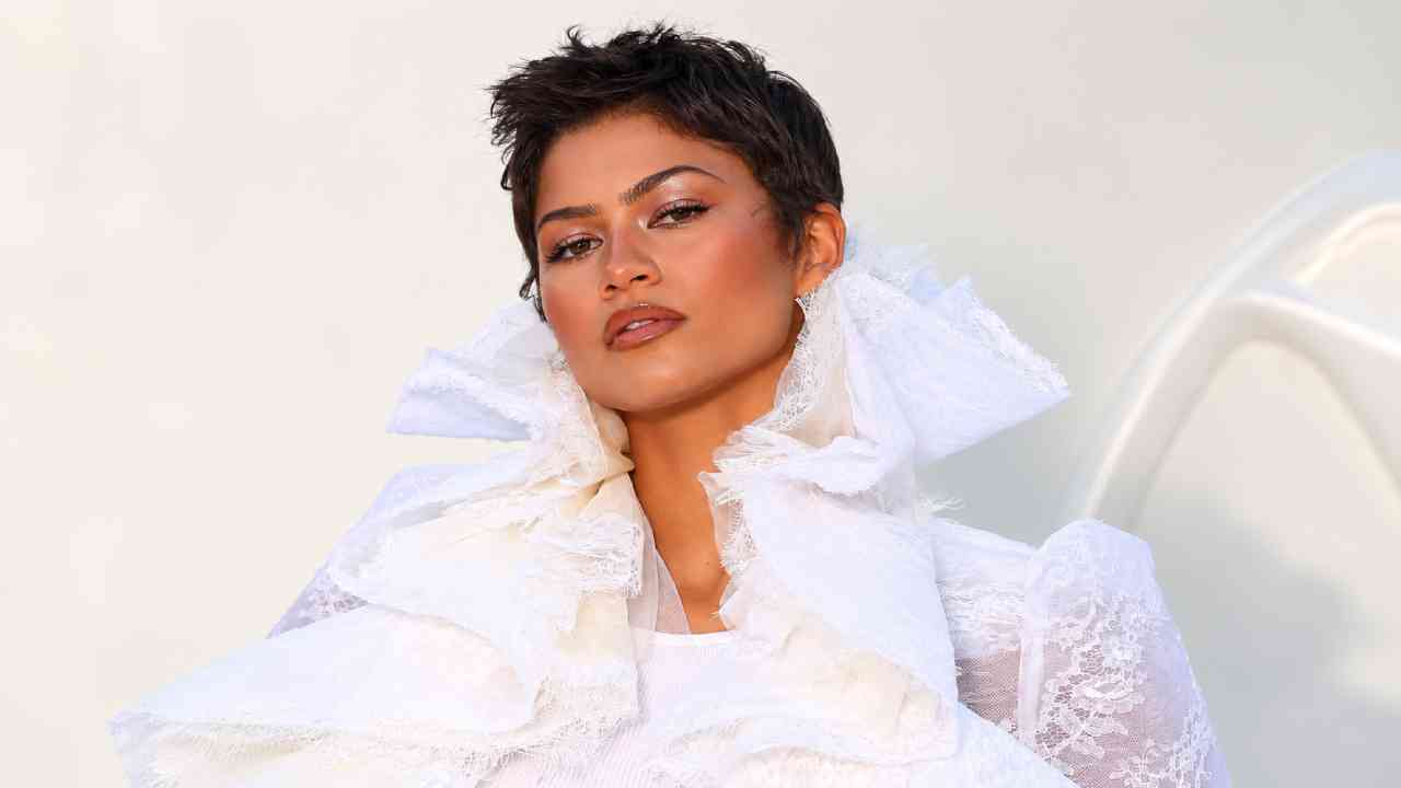 Zendaya’s Chic Pixie Haircut Reveals Simple Secrets Behind Her Look